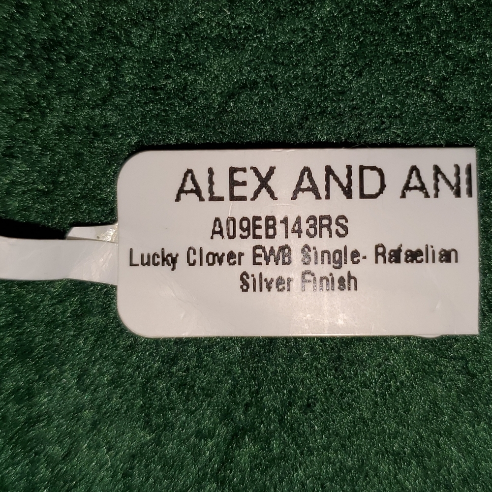 Alex and Ani St. Patrick's Day Lucky Clover NWT - Picture 4 of 6